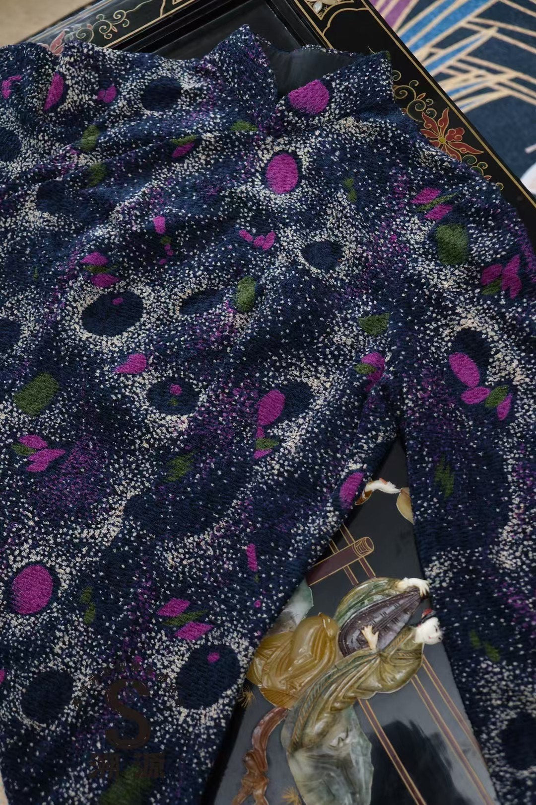 60年代 - 「幻彩流萤」六零年代波普艺术几何复古长袖古董港式旗袍 | 1960s - "Iridescent Firefly" 60s Pop Art Geometric Vintage Long-Sleeve Antique Hong Kong-Style Qipao