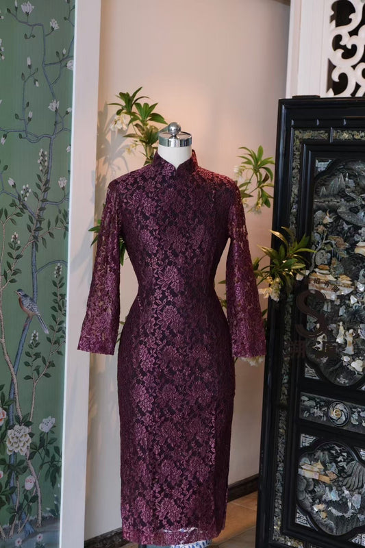 60年代 - 梅子色奢华蕾丝 Vintage 60s 长袖复古古董港式旗袍 | 1960s - Plum-Colored Luxurious Lace Vintage 60s Long-Sleeve Retro Antique Hong Kong-Style Qipao