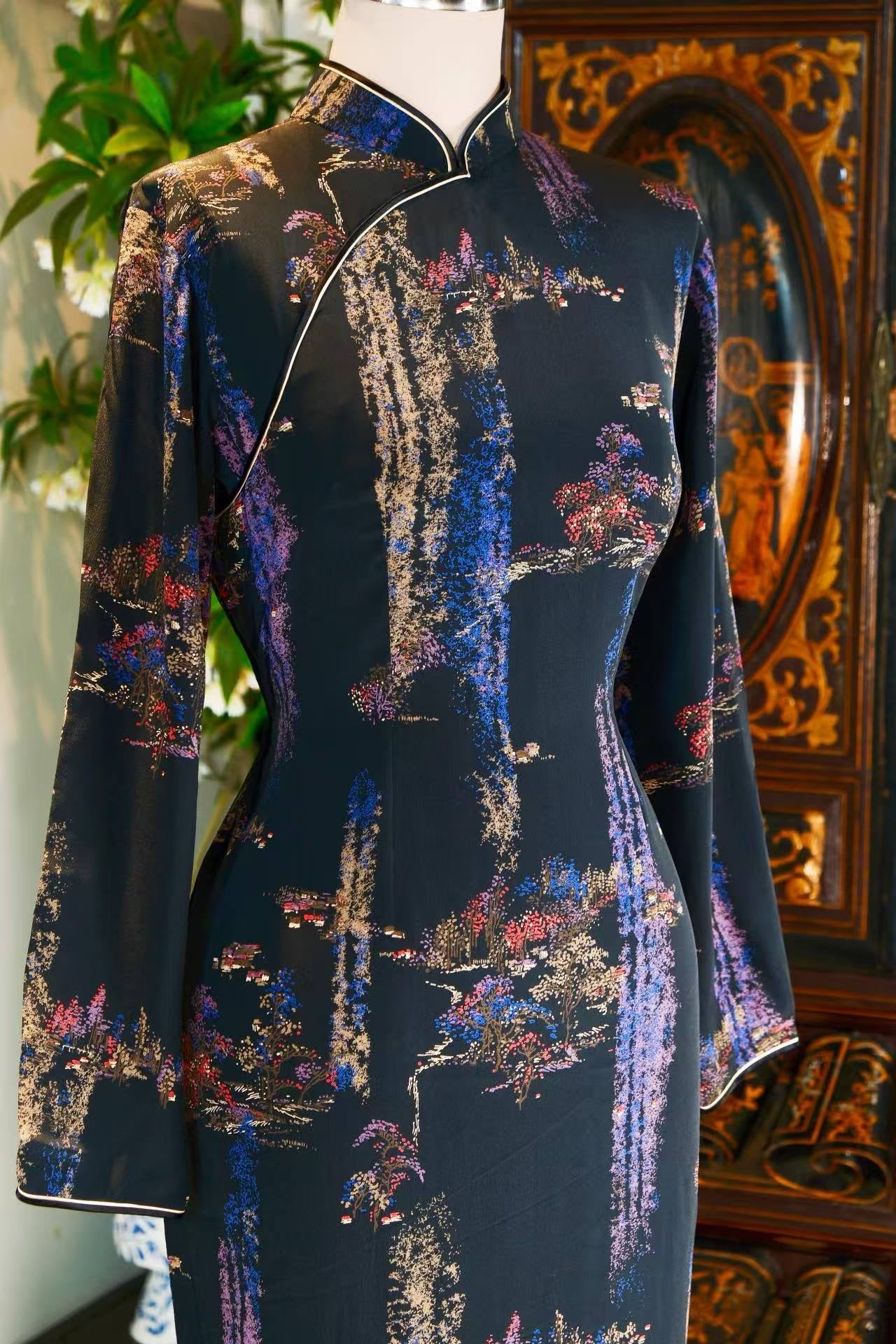 60年代 - 香港莫奈印象油画风古董旗袍——东方意境与西方笔触的绝美交响| 1960s - A Vintage Hong Kong Cheongsam in Monet-Inspired Oil-Paint Style – A Stunning Symphony of Oriental Imagery and Western Brushwork