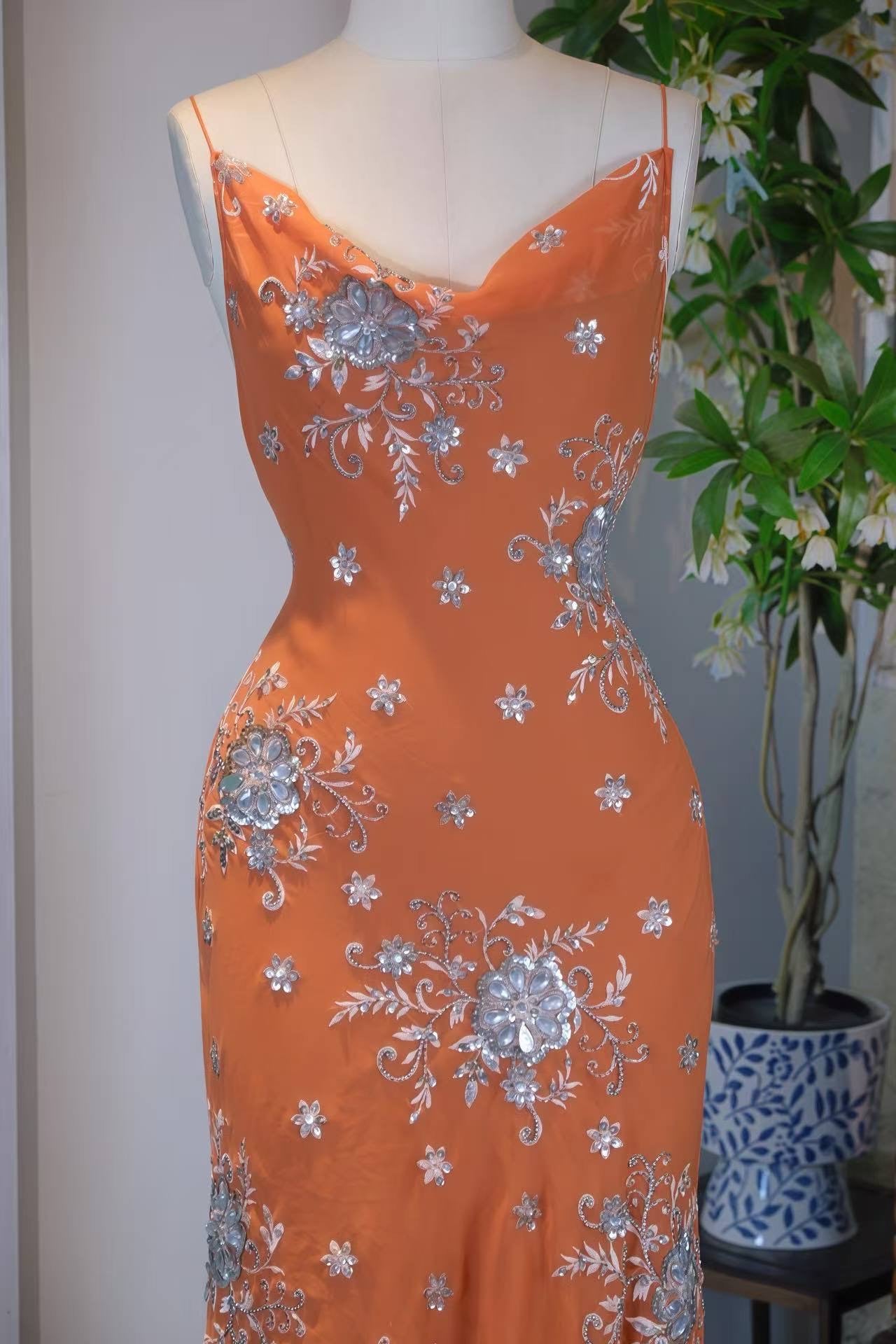 高定成衣 - 1930年代复古好莱坞风手工钉珠真丝斜裁晚礼服 | Luxury Ready-to-Wear (RTW) - 1930s Vintage style beaded sequined evening old Hollywood Silk Bias Cut Gown