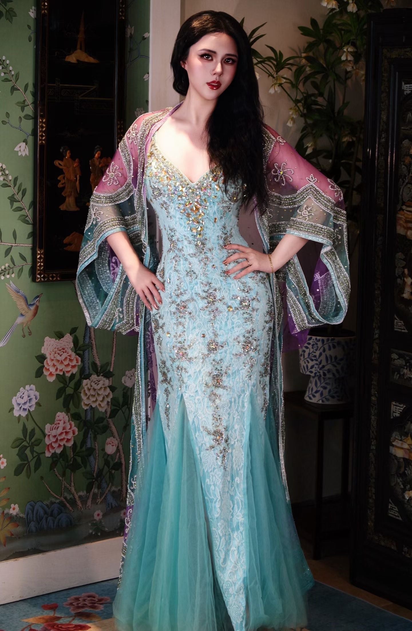 Vintage高定礼服- 「琉璃海妖・碧璽星光」重工串珠刺繡魚尾晚禮服/ Customized Design - "Azure Siren・Tourmaline Starlight" Heavily Beaded & Embroidered Mermaid Gown