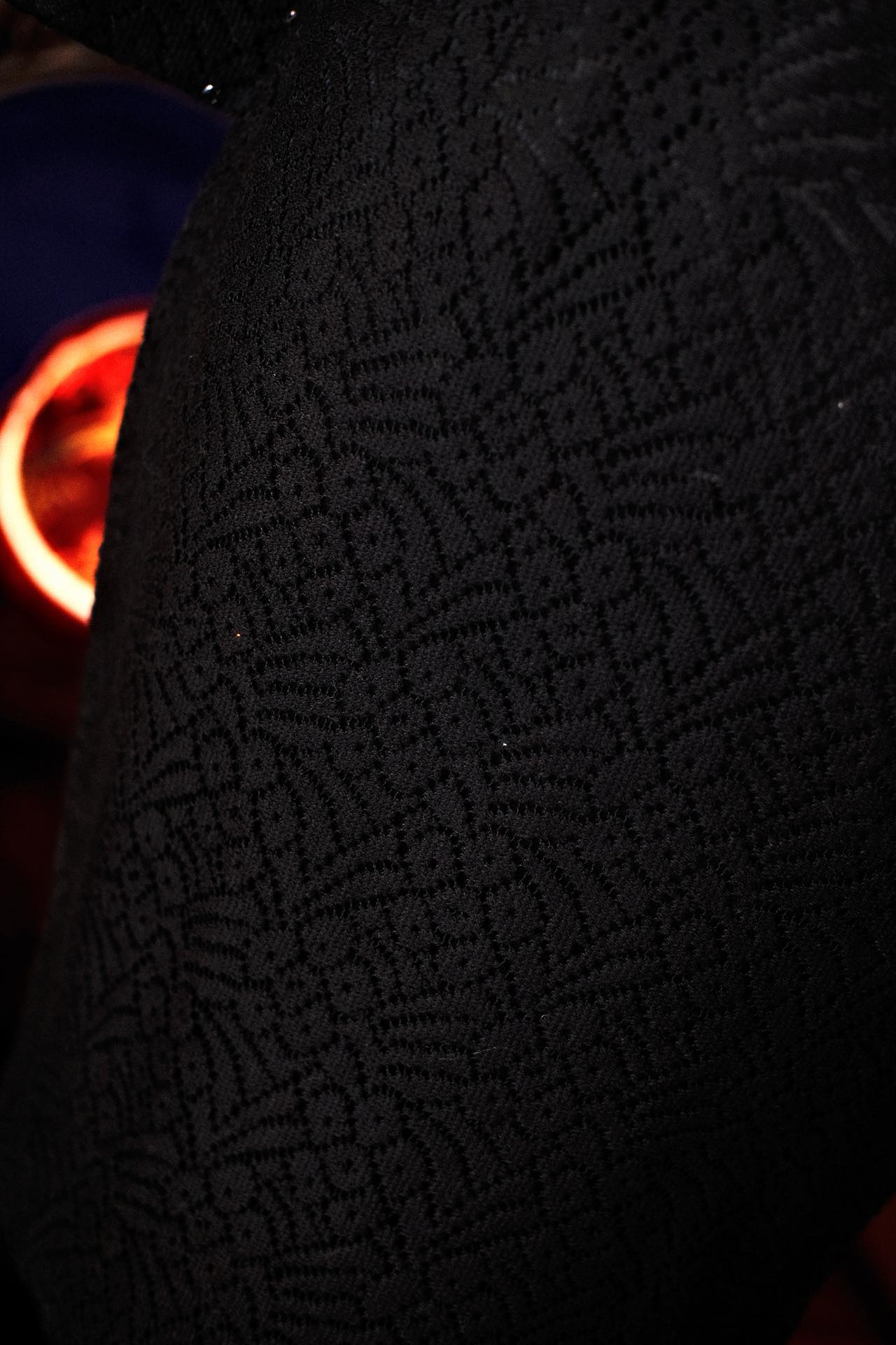 60年代 - 暗夜蕾丝：法国刺绣里的六十年代优雅_HY | 1960s - Midnight Lace: 1960s Elegance Rendered in French Embroidery_HY