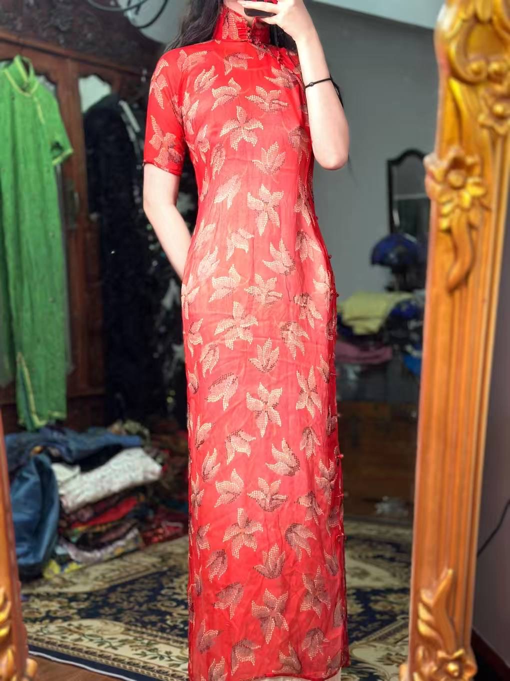 30年代 - 三十年代Art Deco郁金香纹乔其薄纱旗袍：海派摩登的流动诗篇 | 1930s - 1930s Art Deco Tulip-Patterned Georgette Chiffon Qipao: A Fluid Poem of Haipai Modernity