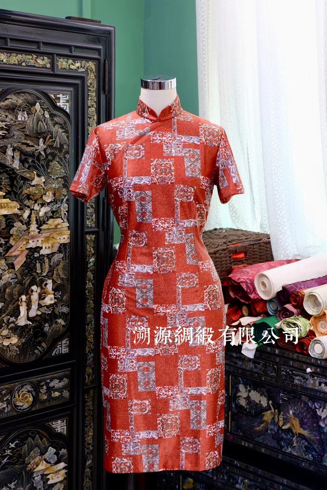 50年代 -【Vintage 1950s 摩登如意·岱赭红】几何海棠纹古董港工旗袍 | 1950s - 【Vintage 1950s Modern Ruyi · Dai Ocher Red】Geometric Crabapple Pattern Antique Hong Kong Qipao
