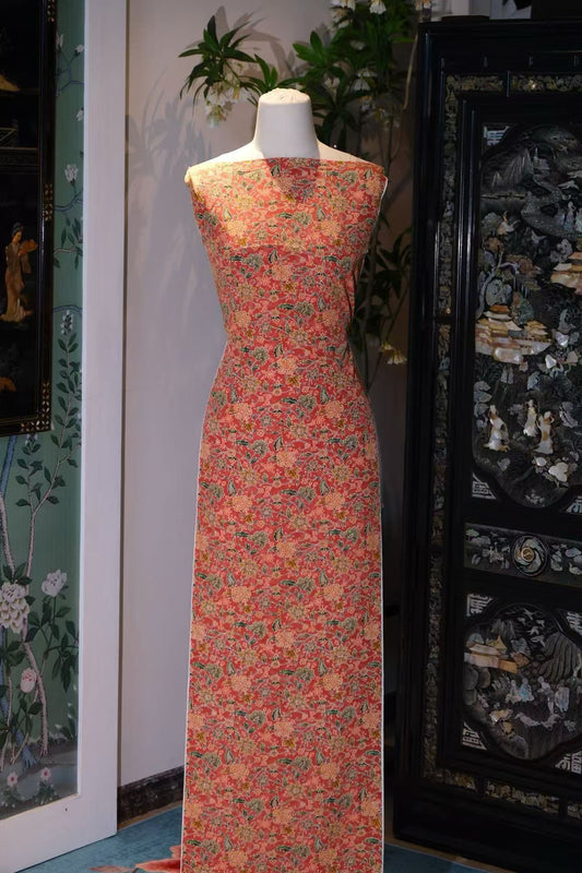 布料名- 丹霞锦绣 / Fabric Name - Flourishing Blooms of the Prosperous Era