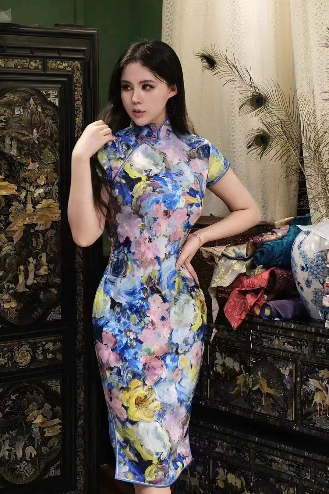 客定结缘 -【Ruffo Coli 致臻·印象派画意】奢华真丝油画旗袍 |  Customized Design - 【Ruffo Coli Opulence · Impressionist Canvas】Luxury Silk Oil Painting Qipao
