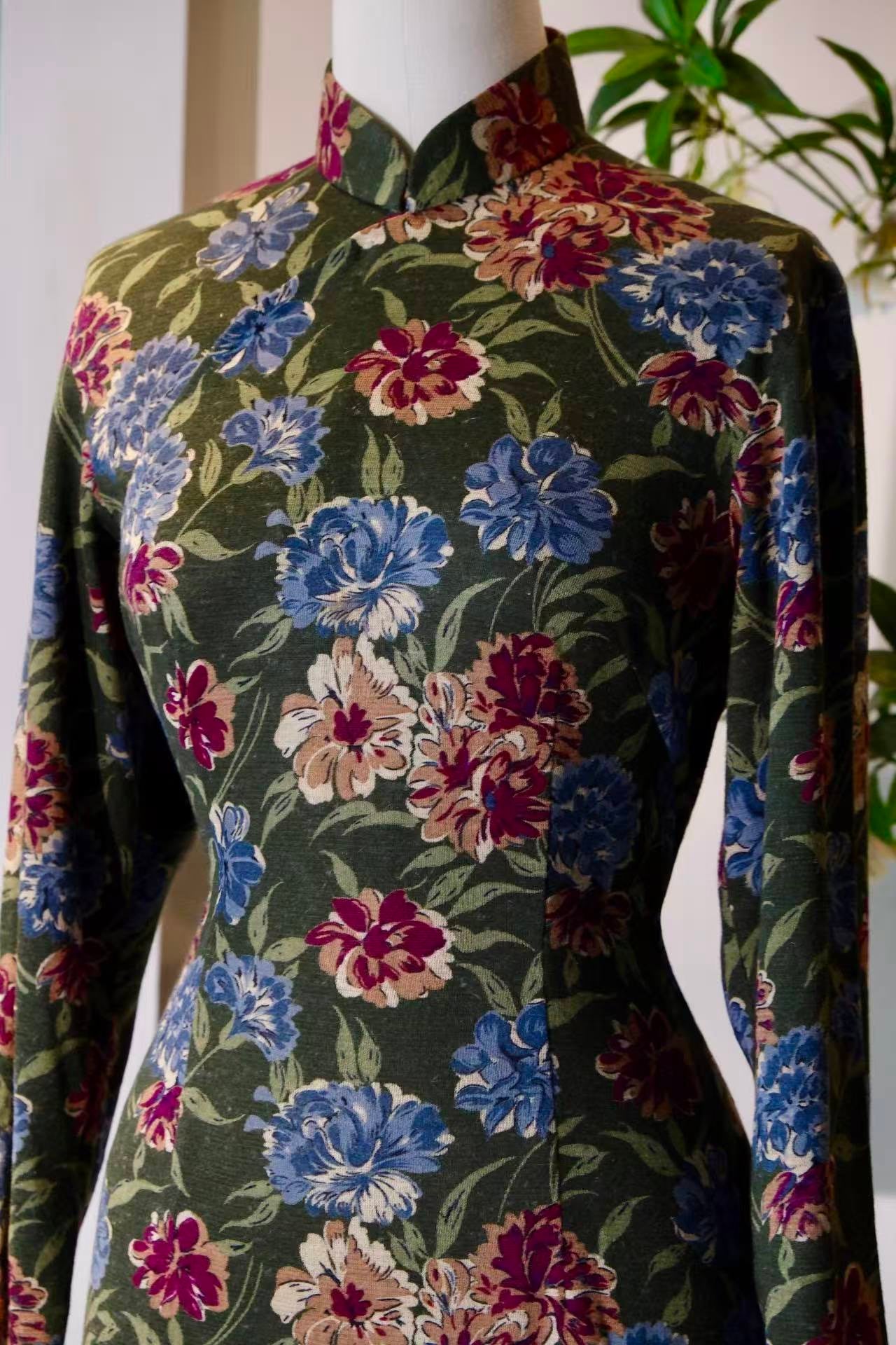 60年代 - 上世纪六十年代香港针织印花古董旗袍 | 1960s -  A Sixties Hong Kong Knitted Printed Antique Cheongsam