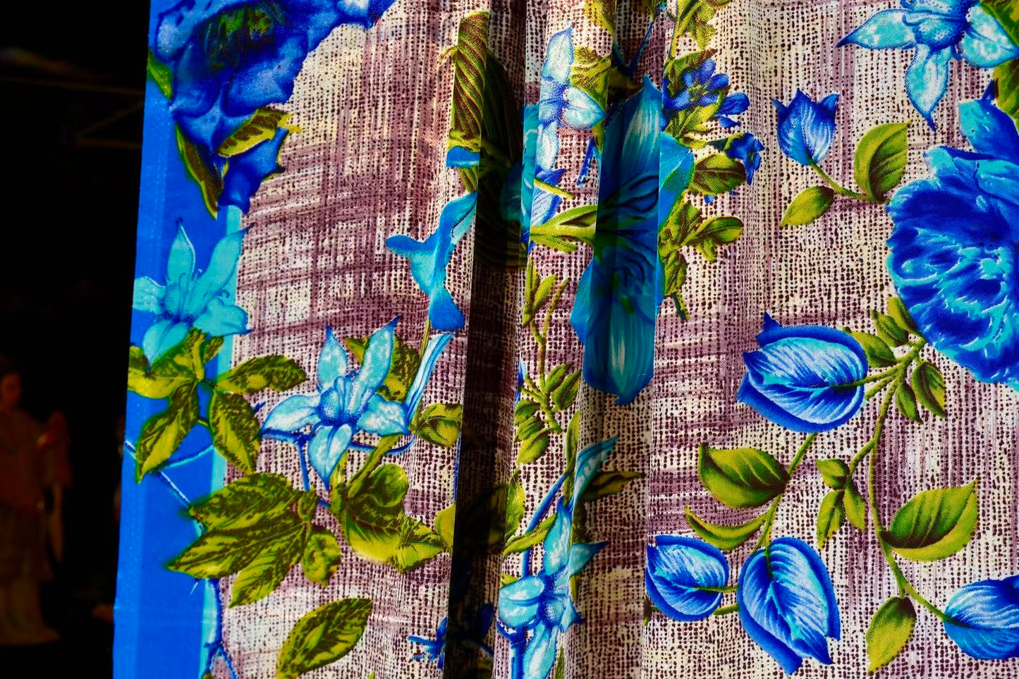 布料名 -《蓝调幽谷·墨染繁花》—— 100% 重磅真丝印花绸 | Fabric Name - “Azure Valley & Ink Bloom” – Premium Mulberry Silk Habotai