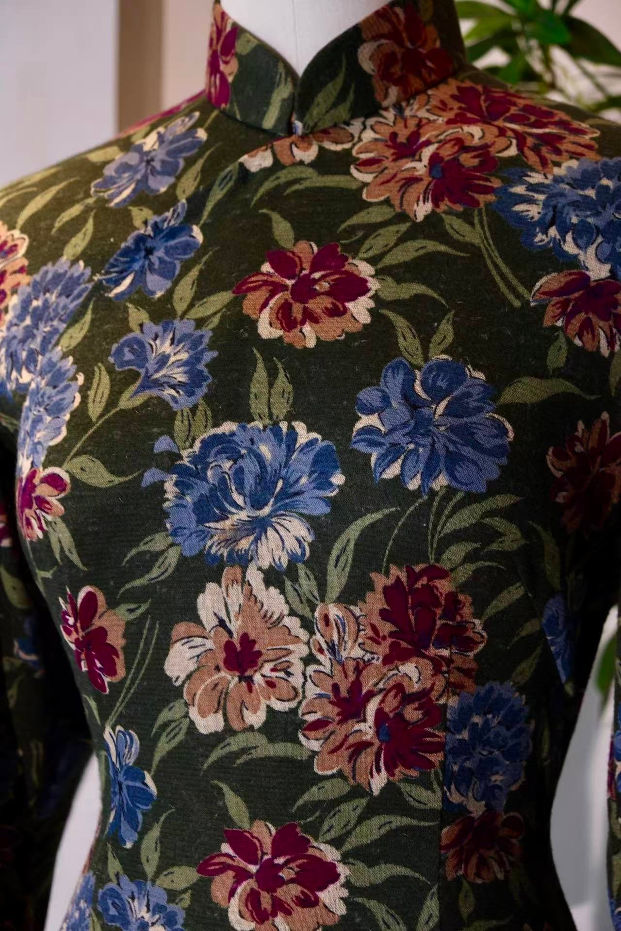 60年代 - 上世纪六十年代香港针织印花古董旗袍 | 1960s -  A Sixties Hong Kong Knitted Printed Antique Cheongsam