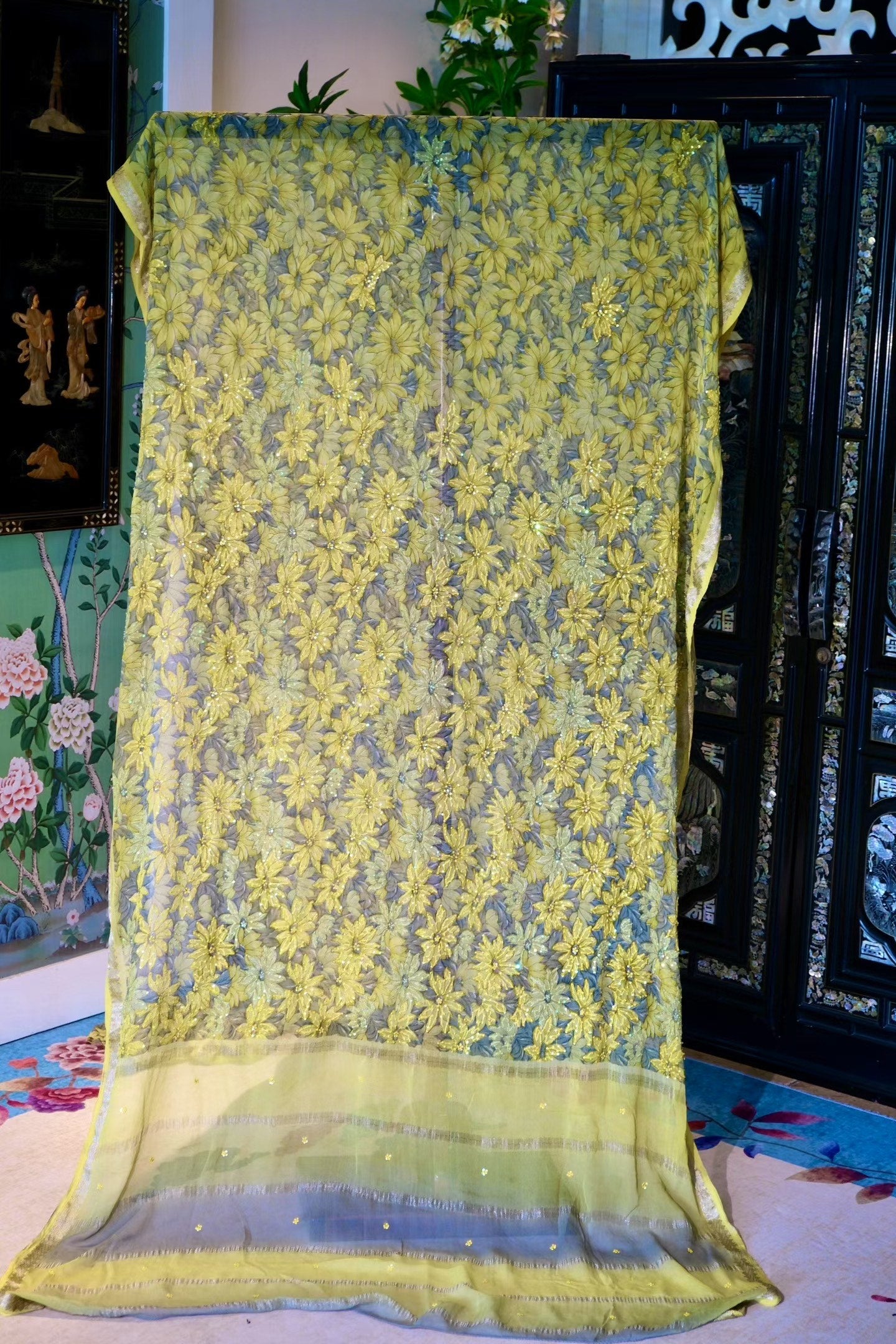 布料名 - 日光雏菊 / Fabric Name - Sunbeam Daisy Mesh