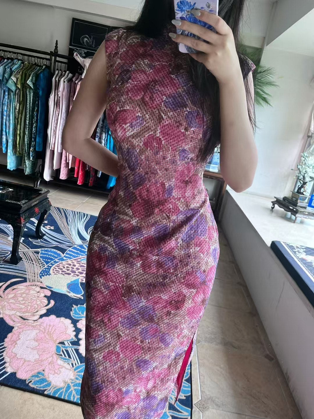 60年代 - 60年代影后林黛同款・胭脂水紫・水彩暈染藝術紋・綺夢幽情古董港式旗袍 / 1960s - The 1960s "Queen of the Screen" Linda Lin Dai Replica - Rouge-Purple Watercolor Art Motif Antique Hong Kong Qipao