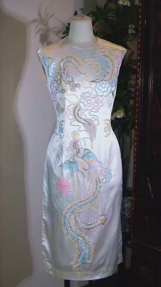Vintage 钉珠礼服 - 六十年代香港祥云龙凤潮绣钉珠无袖礼服裙 | Vintage Beaded Dress - Auspicious Clouds, Dragon, and Phoenix: A 1960s Hong Kong Beaded "Chao" Embroidery Gown
