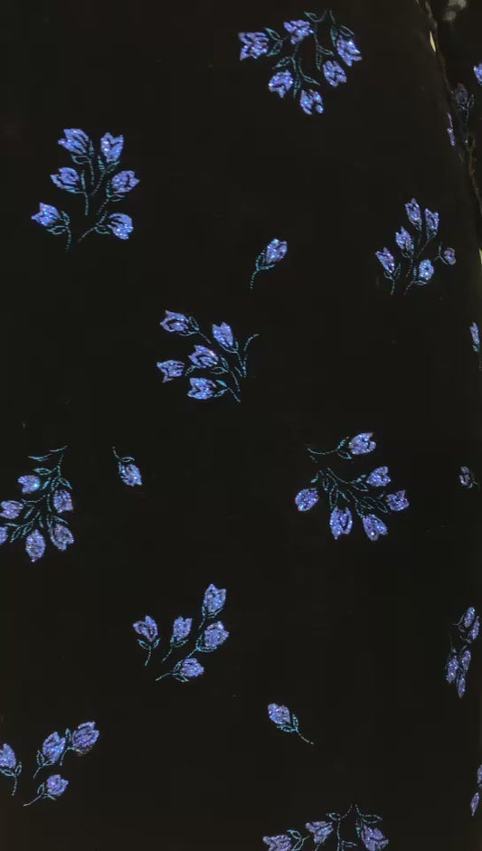 60年代 - 蓝焰诗性·六十年代台湾墨色天鹅绒手绘闪片写意古董旗袍 | 1960s - Blue Flame Poetics: 1960s Taiwan Dark Velvet Hand-Painted Sequin Freehand Vintage Cheongsam