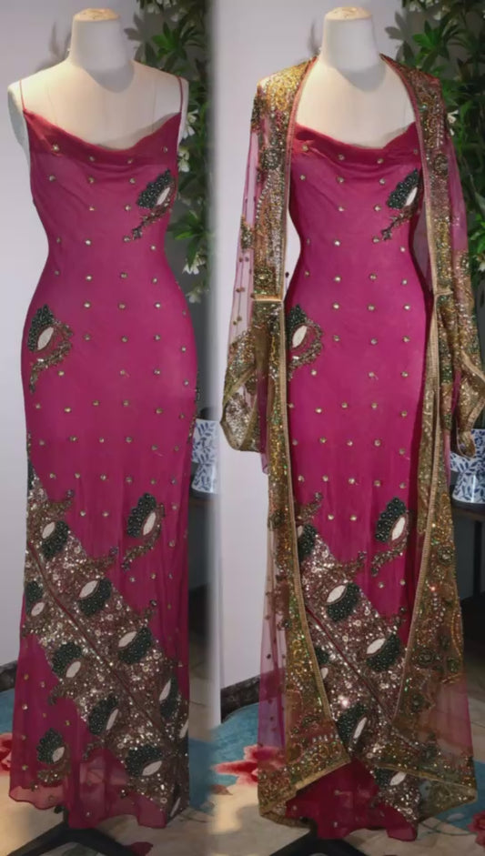 【绯红与孔雀翎：被时光封存的异域绮梦】| Fuchsia and Peacock Plumes: A Sealed Exotic Fantasy — An Archival Analysis of a 1930s-Inspired Custom Silk Bias-Cut Ensemble