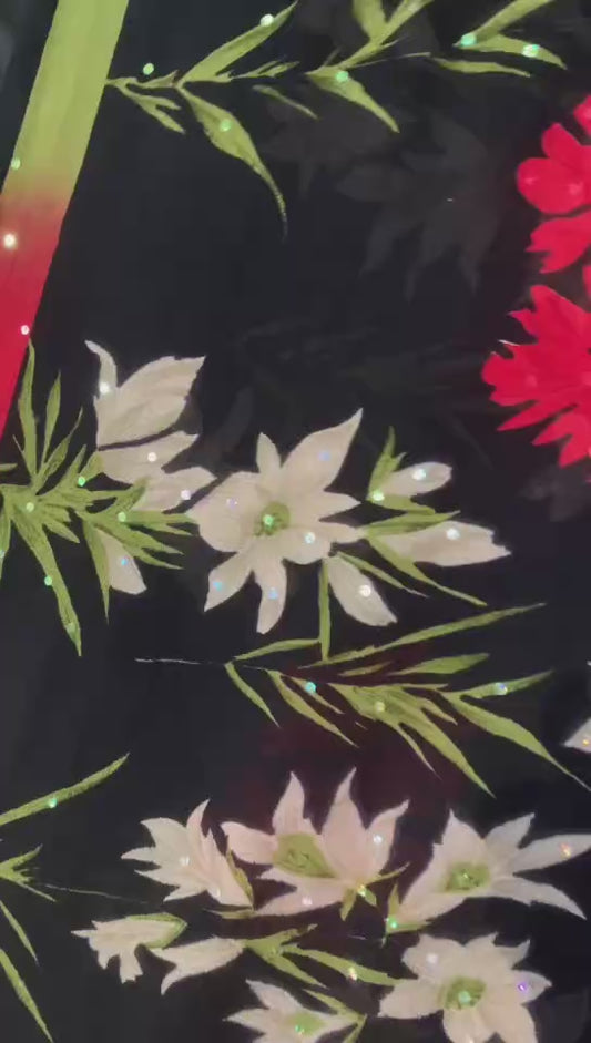 布料名 -《流光夜宴》：墨韵丝绸上的朱砂繁花与星芒百合幻境，及晕染彩虹边饰 | Fabric Name - "Fluorescent Midnight Banquet": Cinnabar Blooms and Star-lit Lily Visions on Ink-Wash Silk, with Radiant Gradient Borders