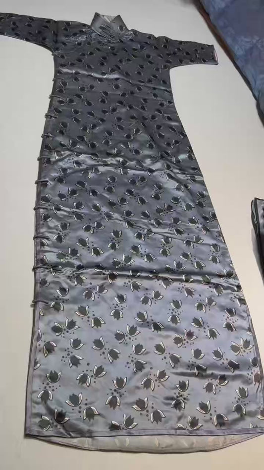 30年代 - 三十年代几何郁金香真丝曳地旗袍 | 1930s - 1930s Geometric Tulip Silk Floor-length Cheongsam: A Monolith of Art Deco and Oriental Poetics